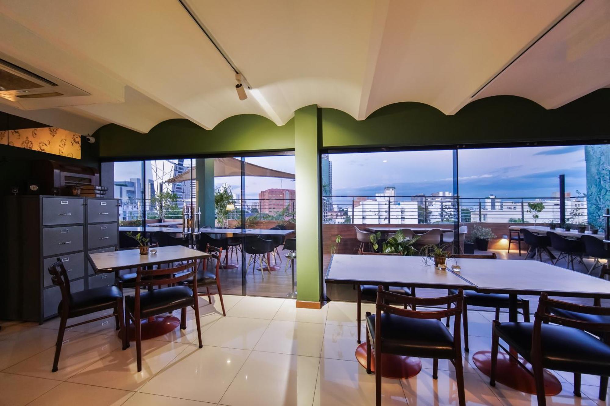 Chairu Eco Hotel Santa Cruz de La Sierra Bagian luar foto